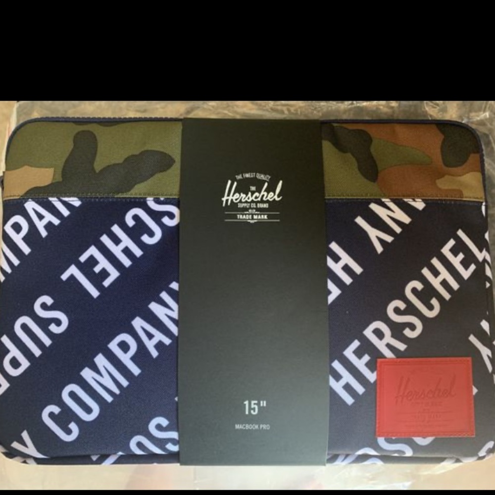 Herschel Computer Case